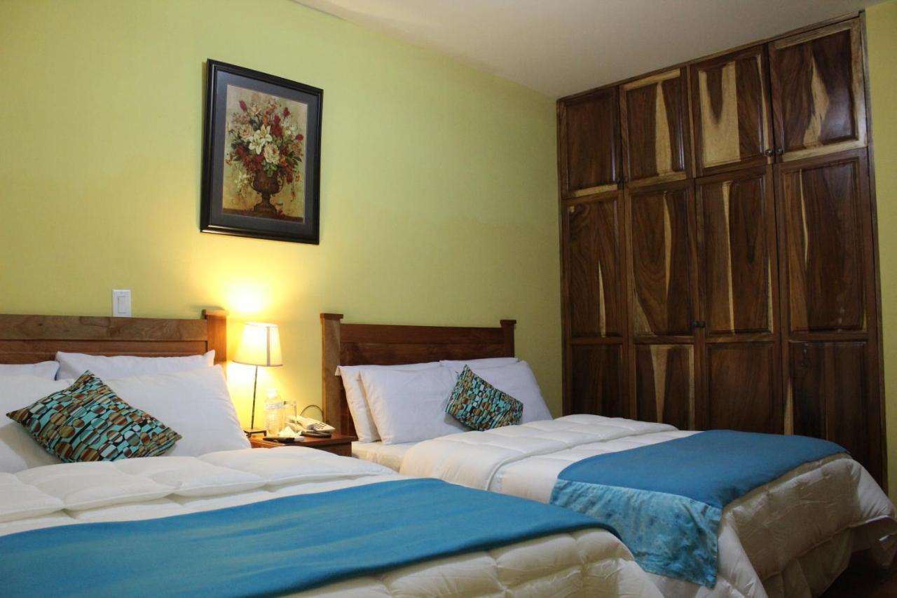 Hotel Villa Antigua San Salvador Dış mekan fotoğraf
