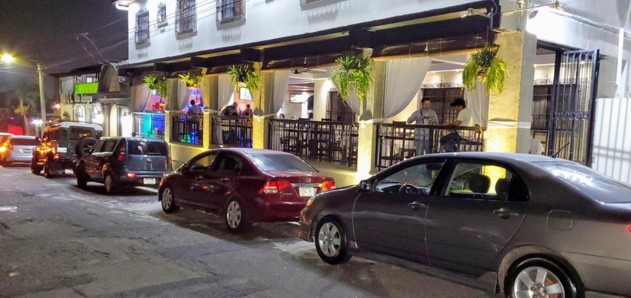 Hotel Villa Antigua San Salvador Dış mekan fotoğraf