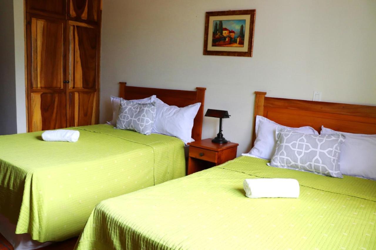 Hotel Villa Antigua San Salvador Dış mekan fotoğraf